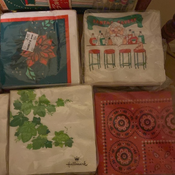 Vintage lot of beverage napkins 6 packages - Picture 10 of 11